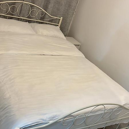 Home Sweet Home Apartment With 3 Rooms 布泽乌 外观 照片