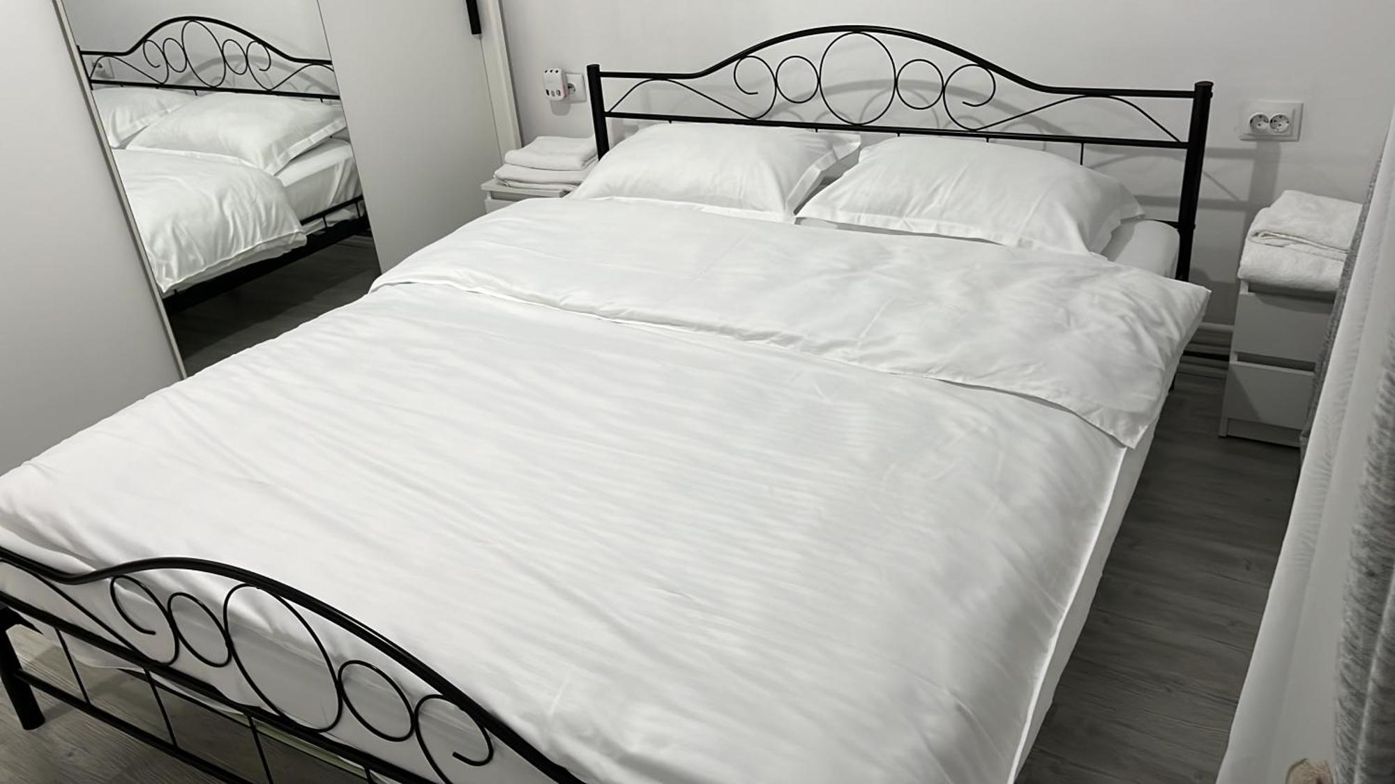 Home Sweet Home Apartment With 3 Rooms 布泽乌 外观 照片