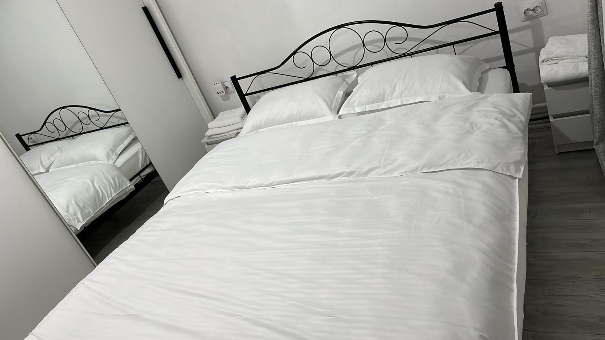 Home Sweet Home Apartment With 3 Rooms 布泽乌 外观 照片